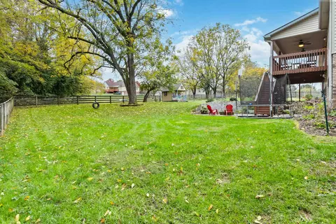 Exterior - 140 Easy St, Lancaster, KY 40444 photo 6 of 12
