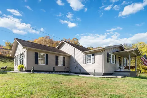 37 High Knob Ln, Bimble, KY 40915