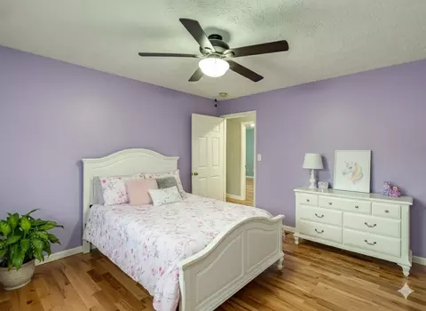 Bedroom - 156 Tremont Dr, Berea, KY 40403 photo 1 of 7
