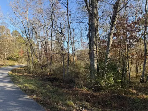 364 S Begley Rd, Mckee, KY 40447