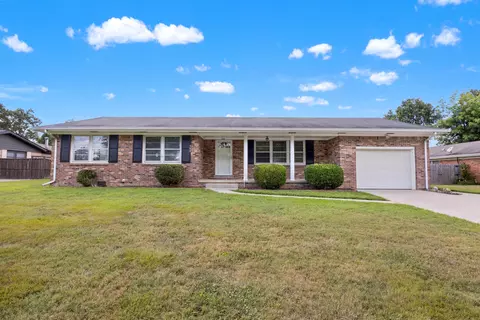 304 Pine St, Berea, KY 40403