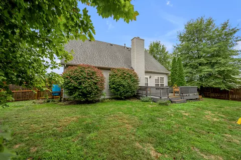 Exterior - 146 Hemingway Pl, Georgetown, KY 40324 photo 5 of 8