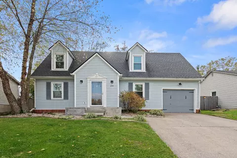 204 Pinehurst Ct, Lexington, KY 40505