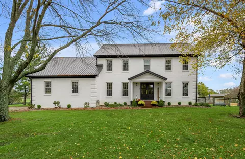 1500 Muir Station Rd, Lexington, KY 40516