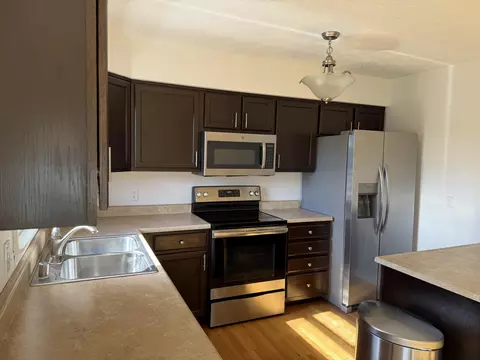 Kitchen - 203 Davis St, Berea, KY 40403 photo 3 of 3