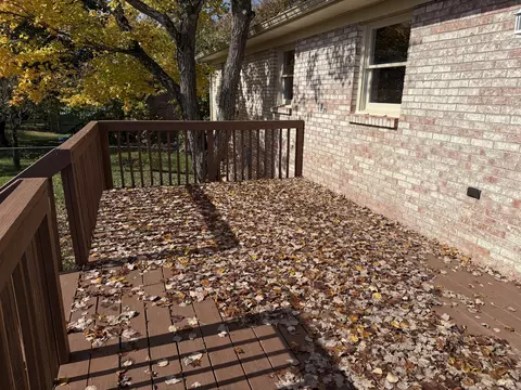 Exterior - 203 Davis St, Berea, KY 40403 photo 6 of 6