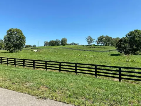 7333 Tates Creek Rd, Nicholasville, KY 40356