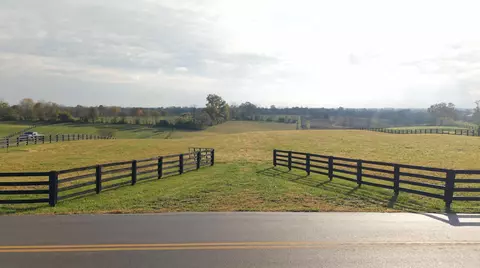 4728 Combs Ferry Rd, Winchester, KY 40391