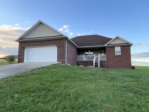 74 W Cherry Dr, Science Hill, KY 42553