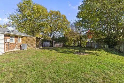 Exterior - 230 Delaware Dr, Georgetown, KY 40324 photo 6 of 6