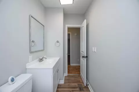 Entry Way - 1106 Vimont St, Millersburg, KY 40348 photo 3 of 3