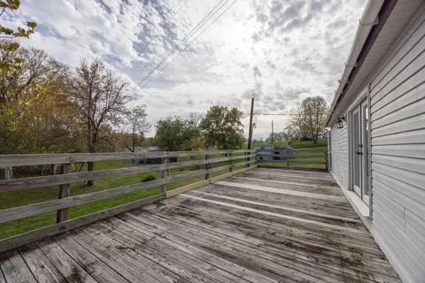 Exterior - 1106 Vimont St, Millersburg, KY 40348 photo 7 of 8