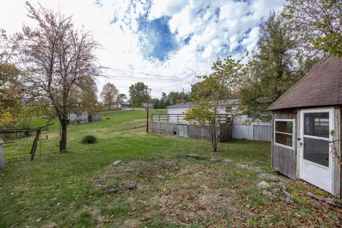 Exterior - 1106 Vimont St, Millersburg, KY 40348 photo 3 of 8