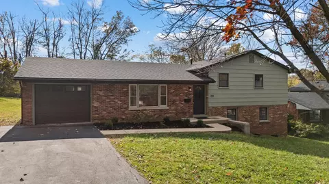 251 Leawood Dr, Frankfort, KY 40601