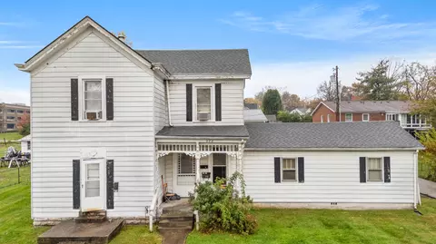 272 Douglas Ave, Versailles, KY 40383