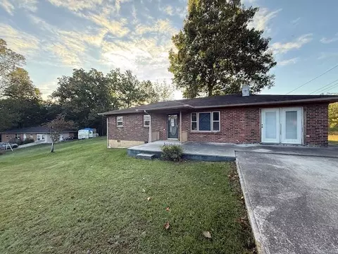454 Valley Rd, Stearns, KY 42647