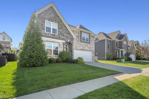 140 Rowanberry Dr, Nicholasville, KY 40356