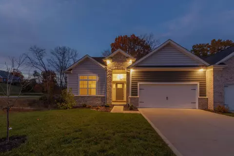 102 Hickory Grove Ct, Georgetown, KY 40324
