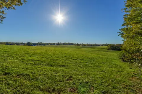 3858 Troy Pike, Versailles, KY 40383