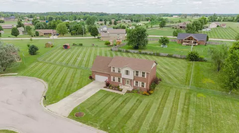 318 Kayray Cir, Richmond, KY 40475