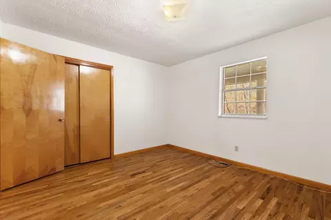 Bedroom - 84 Terrill Rd, Campton, KY 41301 photo 4 of 14