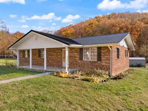Exterior - 84 Terrill Rd, Campton, KY 41301 photo 3 of 6