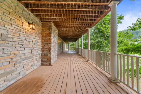 Exterior - 11238 Campton Rd, Stanton, KY 40380 photo 13 of 26