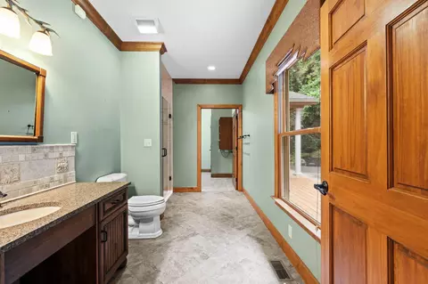 Bath - 11238 Campton Rd, Stanton, KY 40380 photo 6 of 12