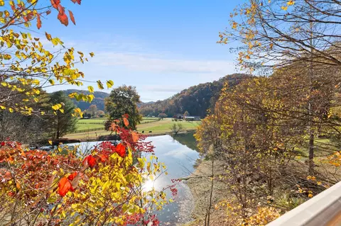View/Area - 11238 Campton Rd, Stanton, KY 40380 photo 6 of 20