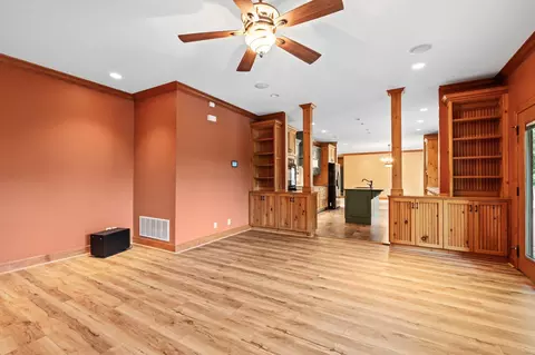 Living - 11238 Campton Rd, Stanton, KY 40380 photo 1 of 16