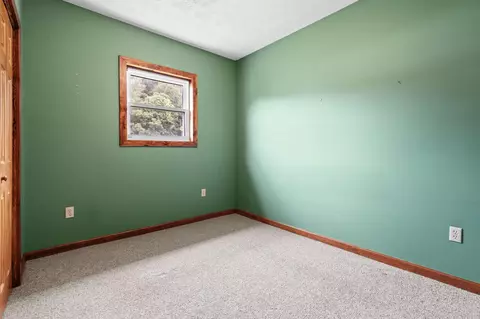 Bedroom - 11238 Campton Rd, Stanton, KY 40380 photo 14 of 18