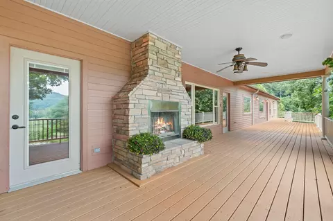 Exterior - 11238 Campton Rd, Stanton, KY 40380 photo 10 of 26