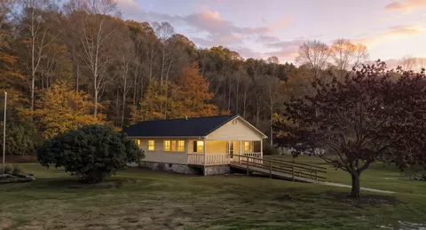 Exterior - 11238 Campton Rd, Stanton, KY 40380 photo 22 of 26