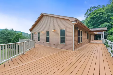 Exterior - 11238 Campton Rd, Stanton, KY 40380 photo 6 of 26