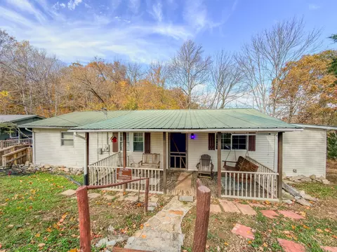 230 Circle Dr, Nancy, KY 42544 photo 1