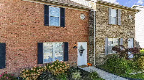 2914 Blairdon Cir, Lexington, KY 40509