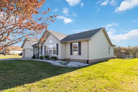 102 Ol Stable Ln, Somerset, KY 42503