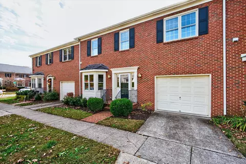 1124 Providence Ln, Lexington, KY 40502