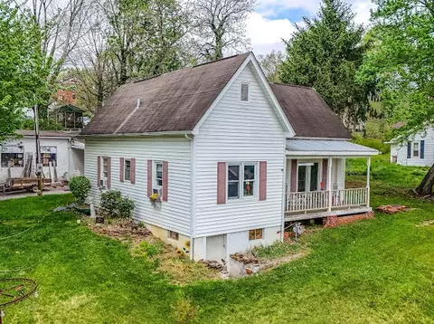 519 W 2nd St, London, KY 40741