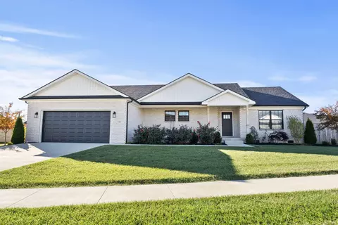 138 Patriot Trl, Berea, KY 40403