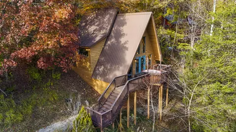 367 Robbie Ridge Rd, Stanton, KY 40380