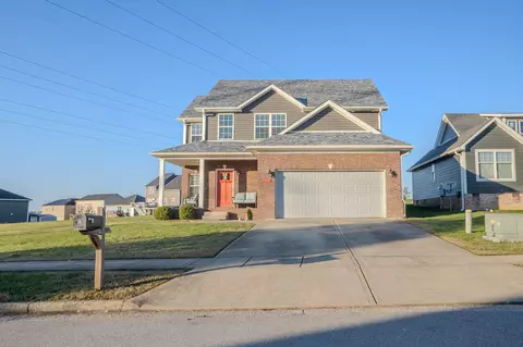 3001 Silver Charm Ct, Richmond, KY 40475