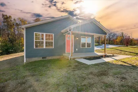 915 W 8th St, Corbin, KY 40701 photo 2