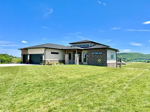 800 Red Fox Rdg, Monticello, KY 42633
