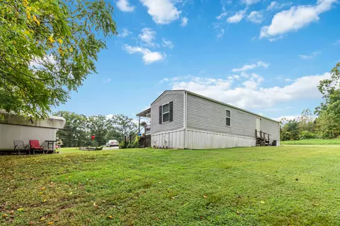 Exterior - 240 Echo Valley Rd, Lily, KY 40740 photo 6 of 7