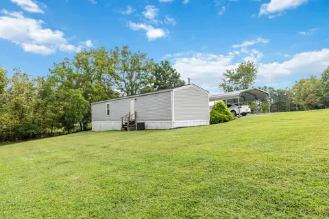 Exterior - 240 Echo Valley Rd, Lily, KY 40740 photo 5 of 7