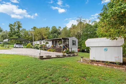 Exterior - 240 Echo Valley Rd, Lily, KY 40740 photo 4 of 7