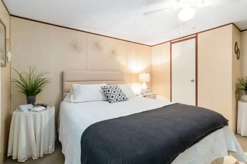 Bedroom - 240 Echo Valley Rd, Lily, KY 40740 photo 2 of 4