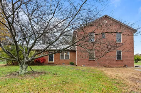 105 Moore Dr, Richmond, KY 40475