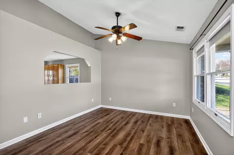 111 Berry Patch Dr, Wilmore, KY 40390